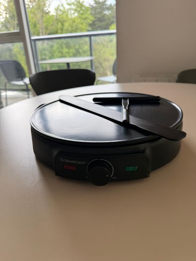 Electric Crepe Maker