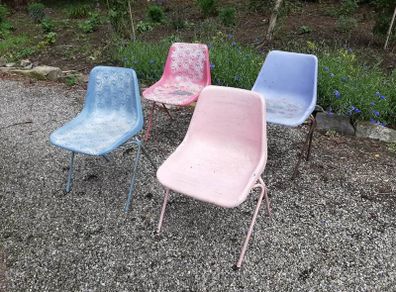 Robin Day 1960s stackable polyside chairs