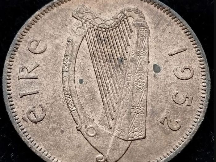 [#417] - Ireland 1952 | One Penny | Irish 1d | Irish Penny | KM.11 | UNC