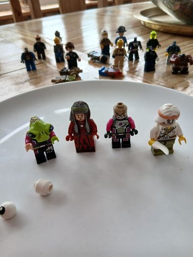 Lego Mini-figs