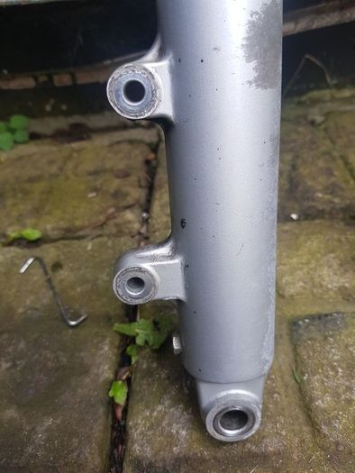 Suzuki GSX750F Forks