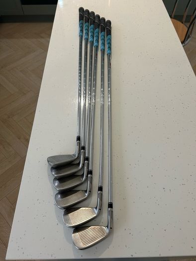 Taylormade SIM2 Max Irons 5-PW - KBS Max MT85 R flex shafts - Excellent Condition