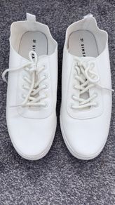 Shoes size 37