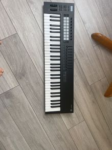 midi keyboard LaunchKey 61 mkiii