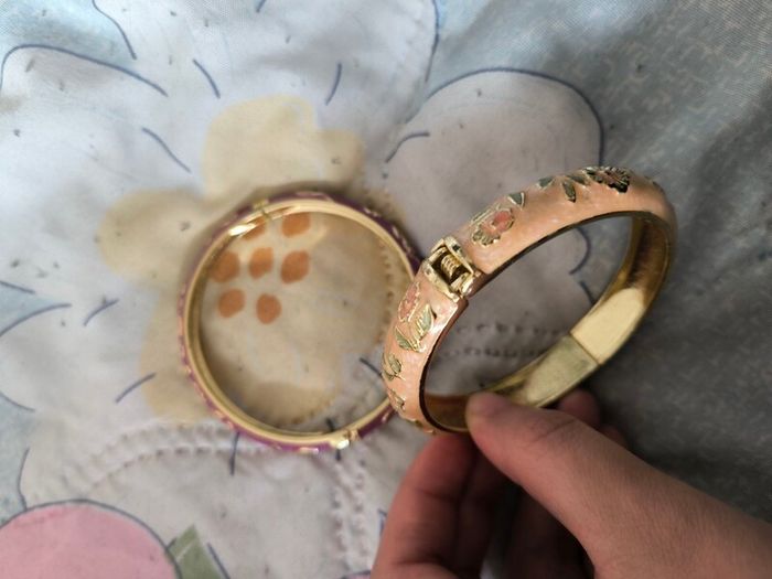enamel bracelet vintage style
