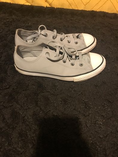 girls converse