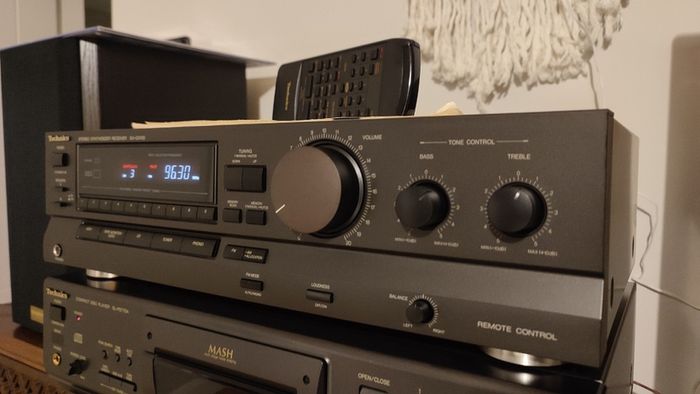 Pure Classic TECHNICS SA-GX130, genuine Remote.VGC.Cleaned.