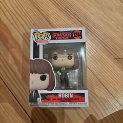 Season 4 Robin Funko Pop Stranger Things #1244