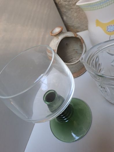 Various serving items free
