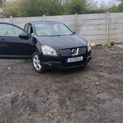 Nissan QashQai for breaking