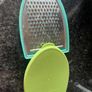 Selection Tupperware / Cake Stand, Shaker, Grater, Bowl & Colander Image 7