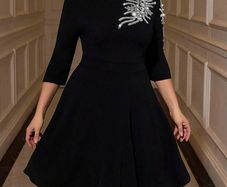 BNWT Amazing Black Dress size 20 + matching accessories available