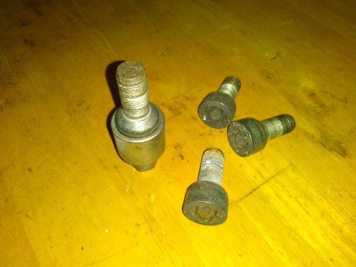 Locknuts VW/Audi etc