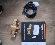 EPH V221P 3/4 2Port Compression Motorised Valve