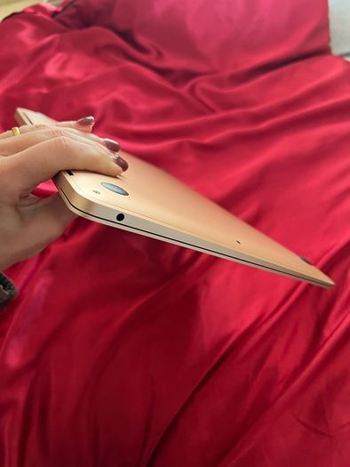 MacBook Air 2020 | 13.3" | Rose Gold | 265GB