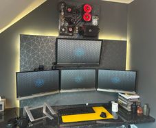 3x AOC monitors 23 inch 1080p60