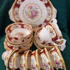 Royal Albert Lady Hamilton teaset