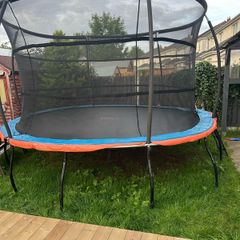 Jump Power 13Ft Trampoline & Enclosure