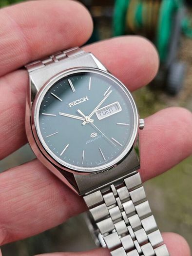 Watch Ricoh Riquartz. Vibtage.