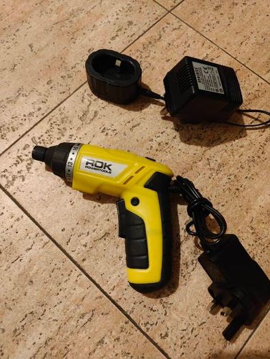 Electric screwdriver set
