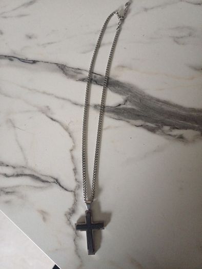 stainless steal lotus chunky black cross chain