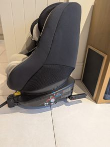 Joie Spin 360 ISOFIX Car Seat (With Newborn Inserts) Excellent Condition