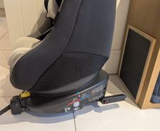 Joie Spin 360 ISOFIX Car Seat (With Newborn Inserts) Excellent Condition