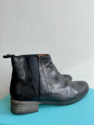 Jigsaw crinkle leather ankle boots 40/7