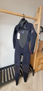 women neopren suit