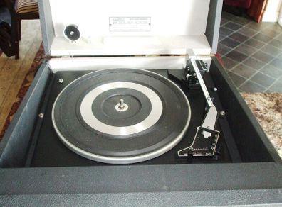 Hacker vintage Record Player GP42, Refurbished