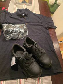 shoes with steel toe cap