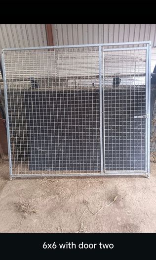 Dog kennel panels