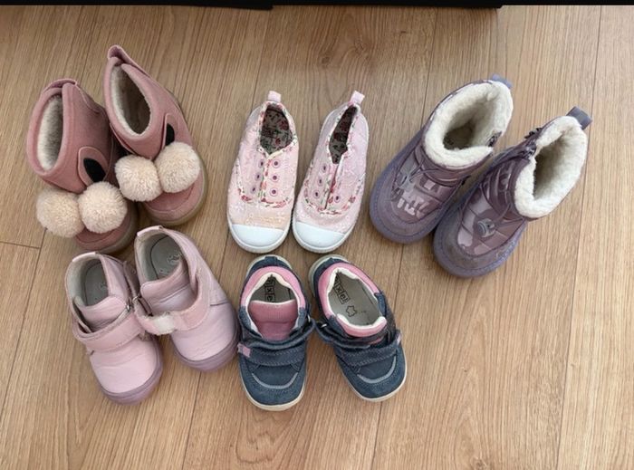 baby shoes size 22