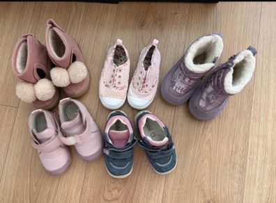 baby shoes size 22