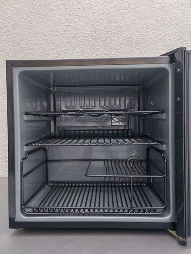 fridge cooler
