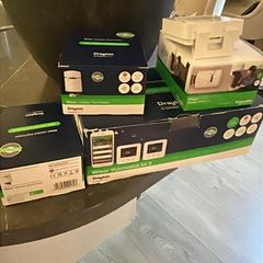 wiser thermostat kit with 2 room thermostats and 5 radiators thermostats
