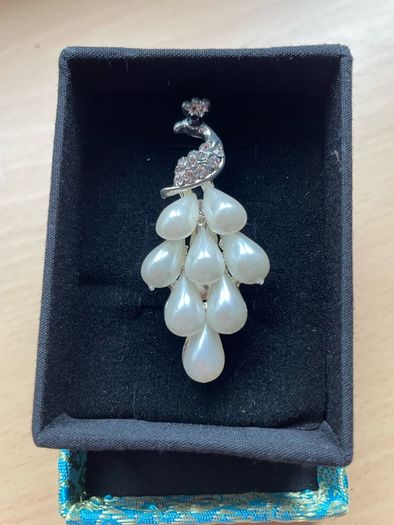 Peacock Faux Pearl Brooch