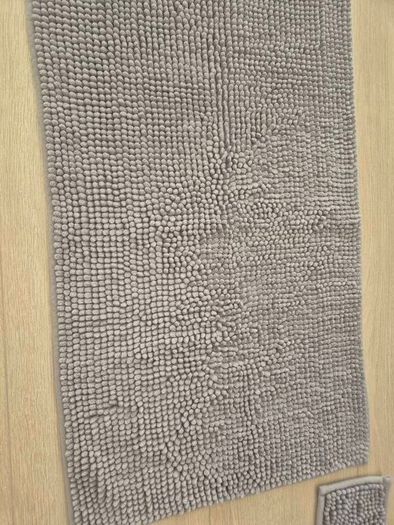 Bathroom rugs