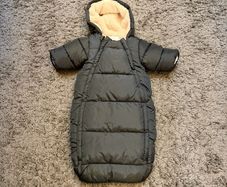 Baby footmuff / onesie for pram