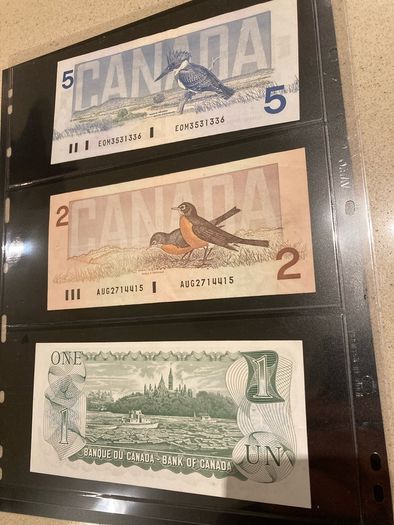 Canada Banknotes lot of 4