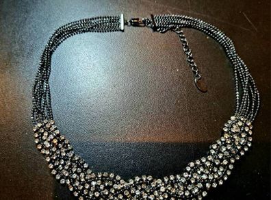 Statement necklace collar with crystals