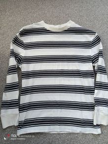M&S boy's long sleeve top. Age 7/8