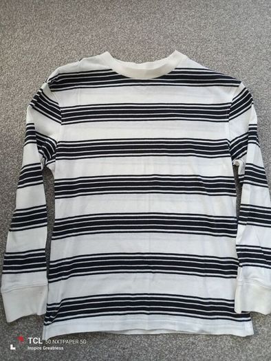 M&S boy's long sleeve top. Age 7/8