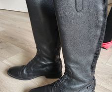 Horse riding boots