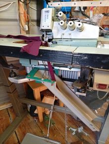 Industrial sewing overlocker