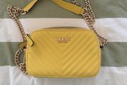 Guess hand bag excellent condition