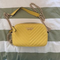 Guess hand bag excellent condition