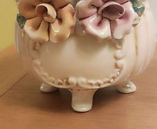 Flower pot