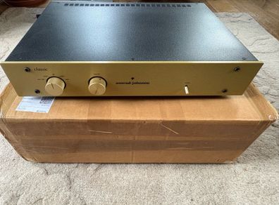 Conrad Johnson Classic Pre Amp with Phono
