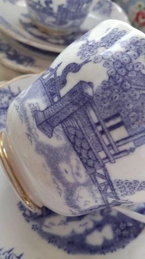 Bal Four Royal Crown Tea Set